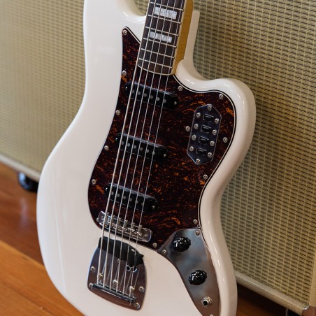 Bass VI set cream